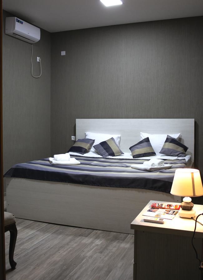 Отель Twins Hotel Тбилиси