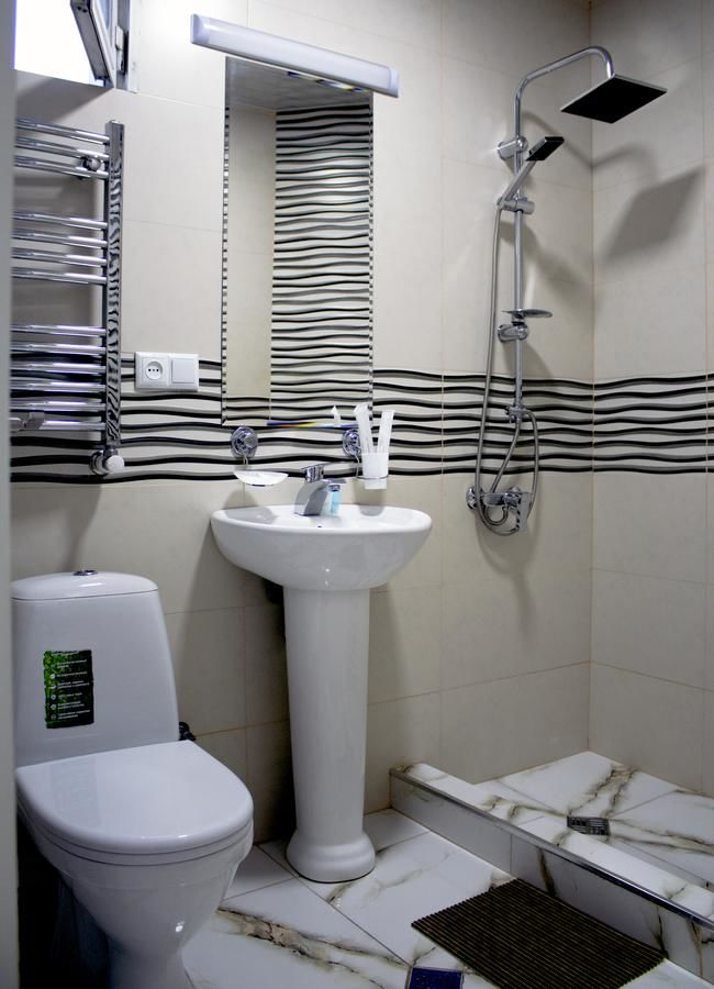 Отель Twins Hotel Тбилиси