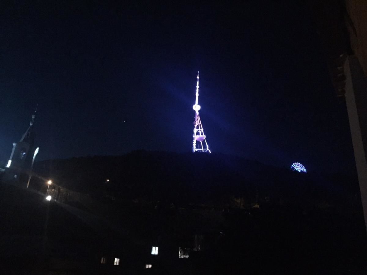 Отель Twins Hotel Тбилиси-35