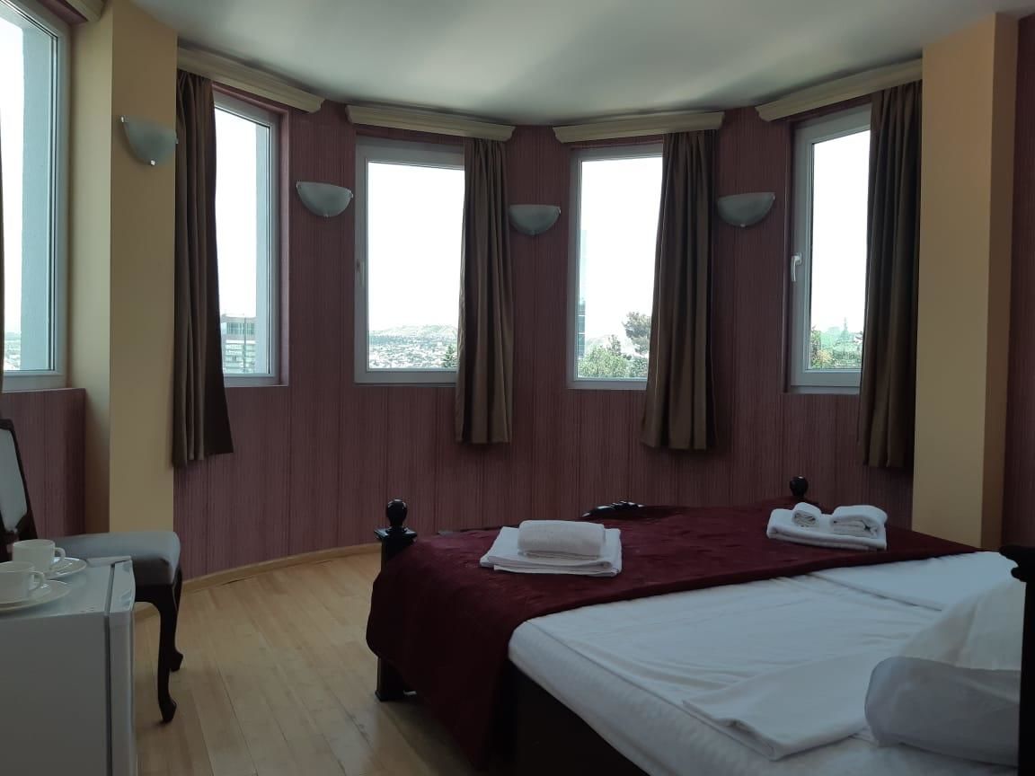 Отель Twins Hotel Тбилиси