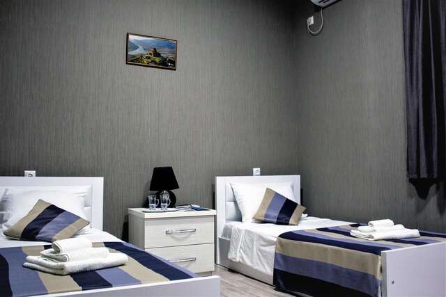 Отель Twins Hotel Тбилиси-17