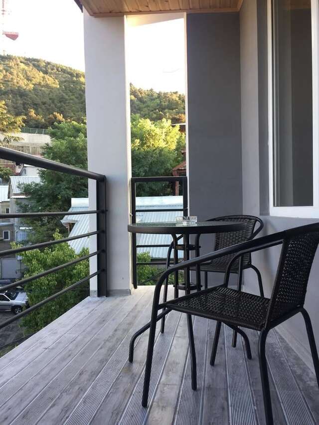 Отель Twins Hotel Тбилиси-31