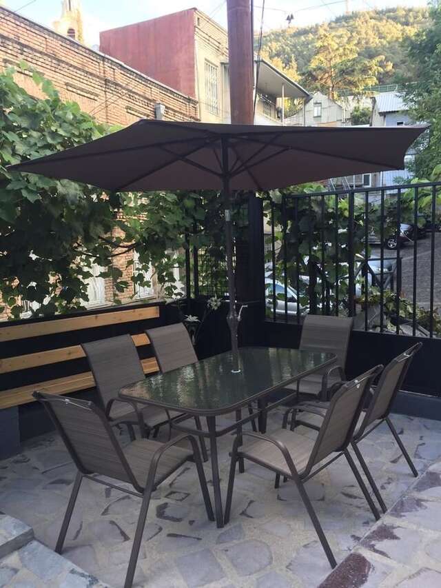 Отель Twins Hotel Тбилиси-32