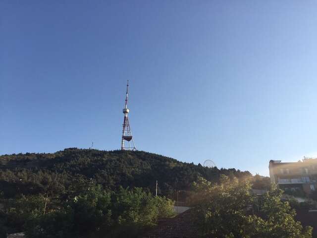 Отель Twins Hotel Тбилиси-41